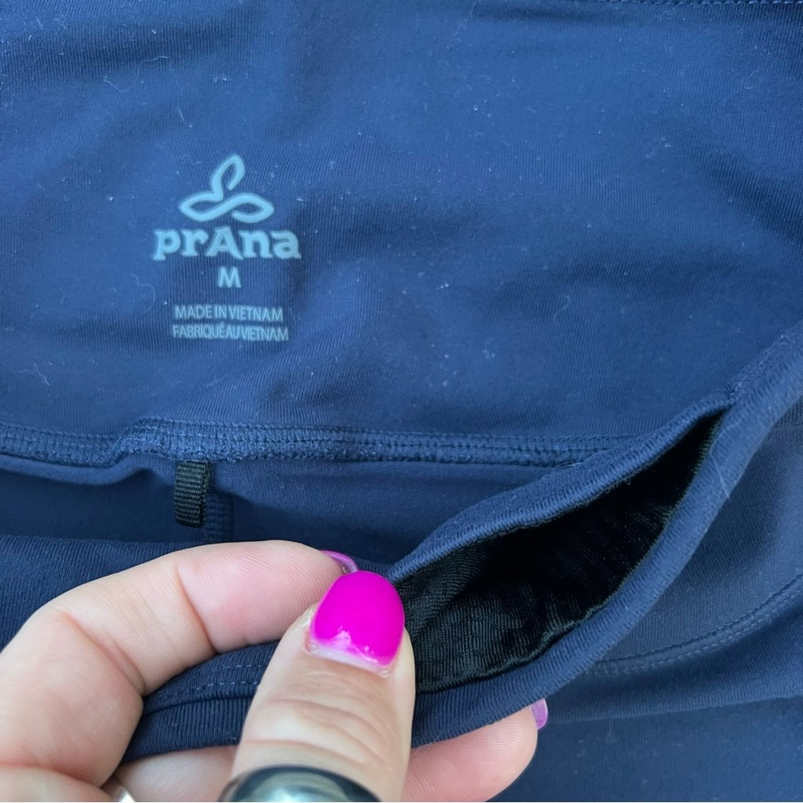 Prana Prana navy blue Capri workout athletic pants MEDIUM Size 28" / US 6 / IT 42 - 3 Thumbnail