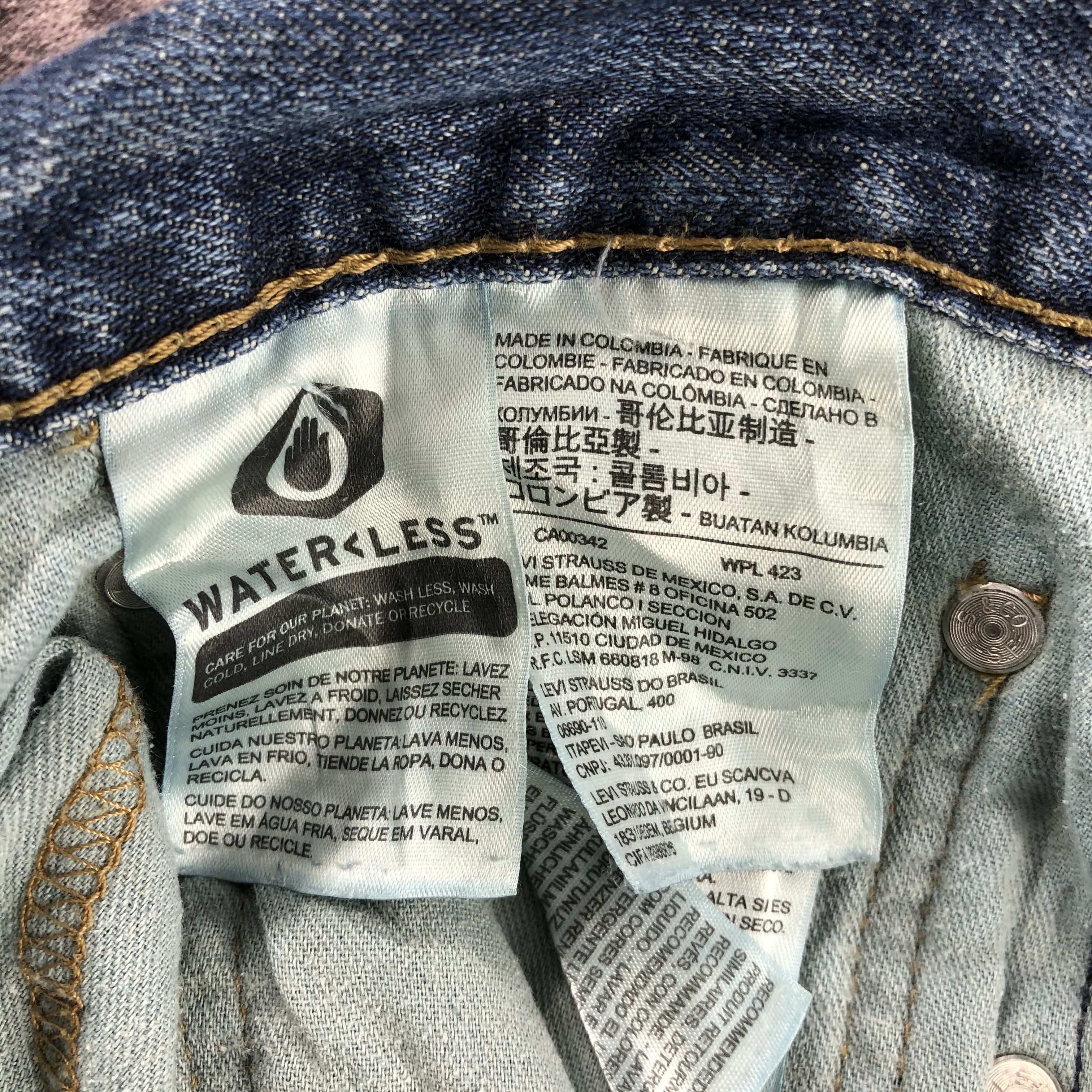 Levi's × Vintage Vintage Blue Wash Levis 527 Flare Jeans-JM3019 Size US 35 - 13 Thumbnail