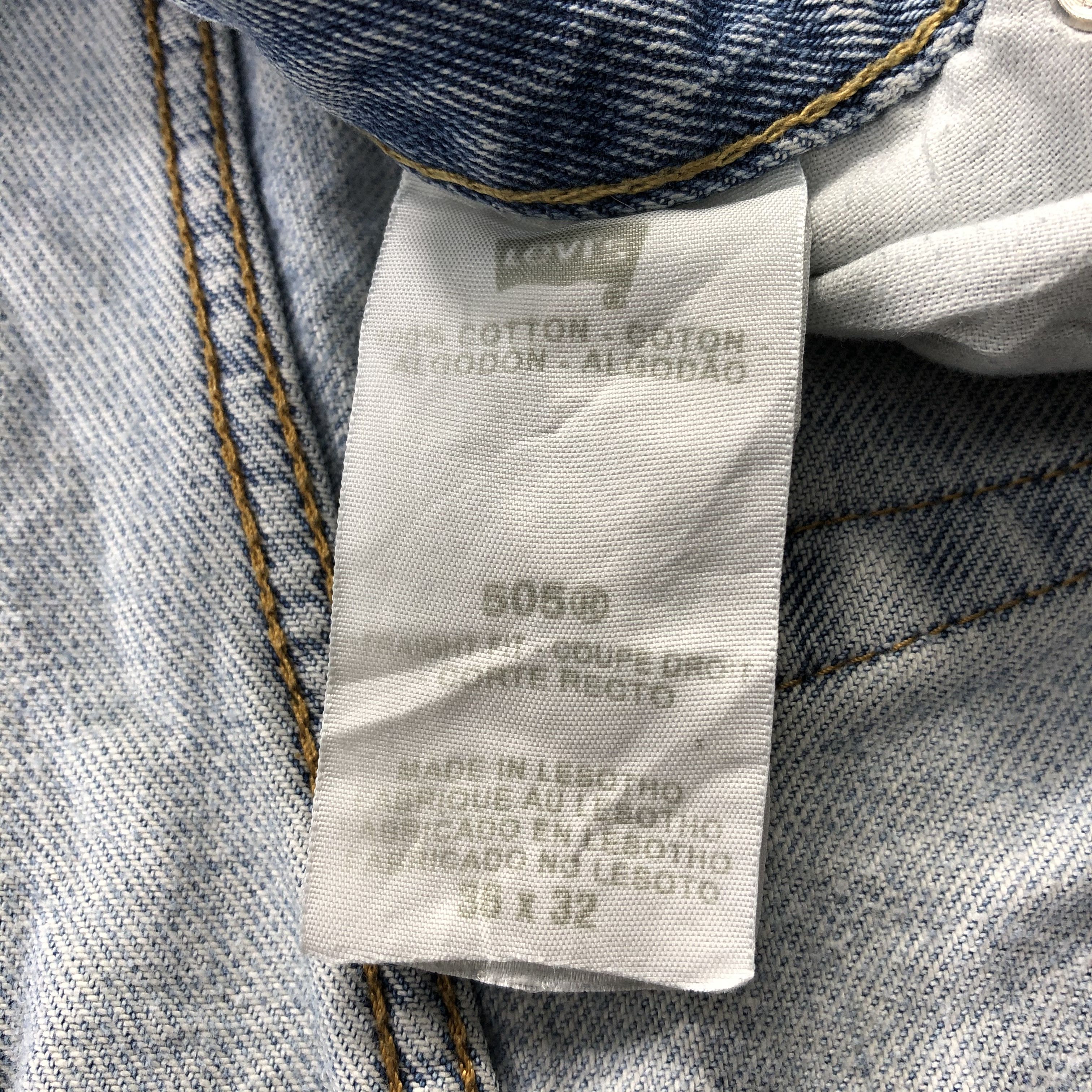 Levi's Light Washed Vintage Levis 505 Jeans Distress Denim-J1096 Size US 36 / EU 52 - 10 Thumbnail