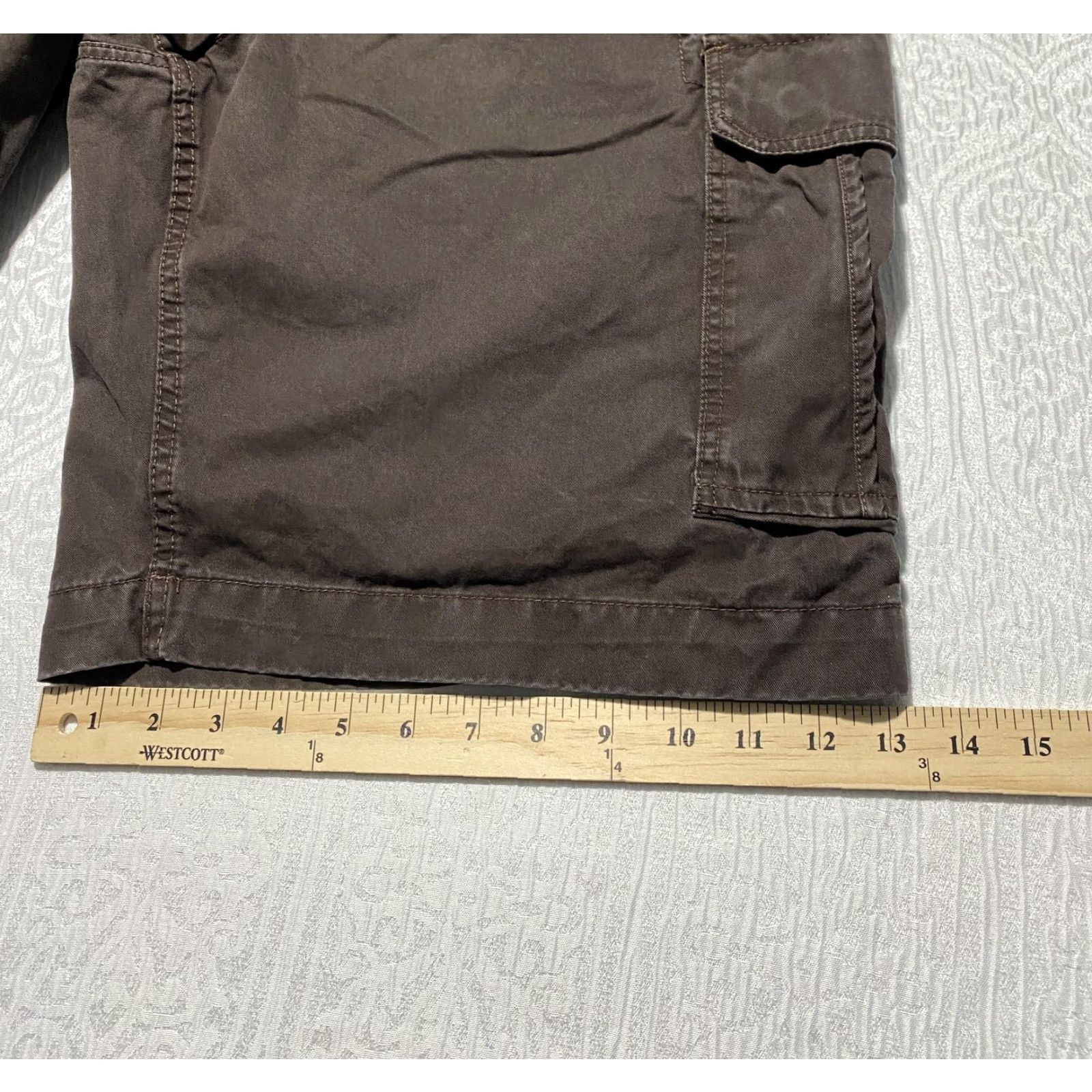 Vintage G&M Cargo Shorts Mens 40 Brown Relaxed Fit Canvas Pockets Cargo Pocket Front Flat Front Zip Fly Elastic Waist Size US 40 / EU 56 - 7 Thumbnail