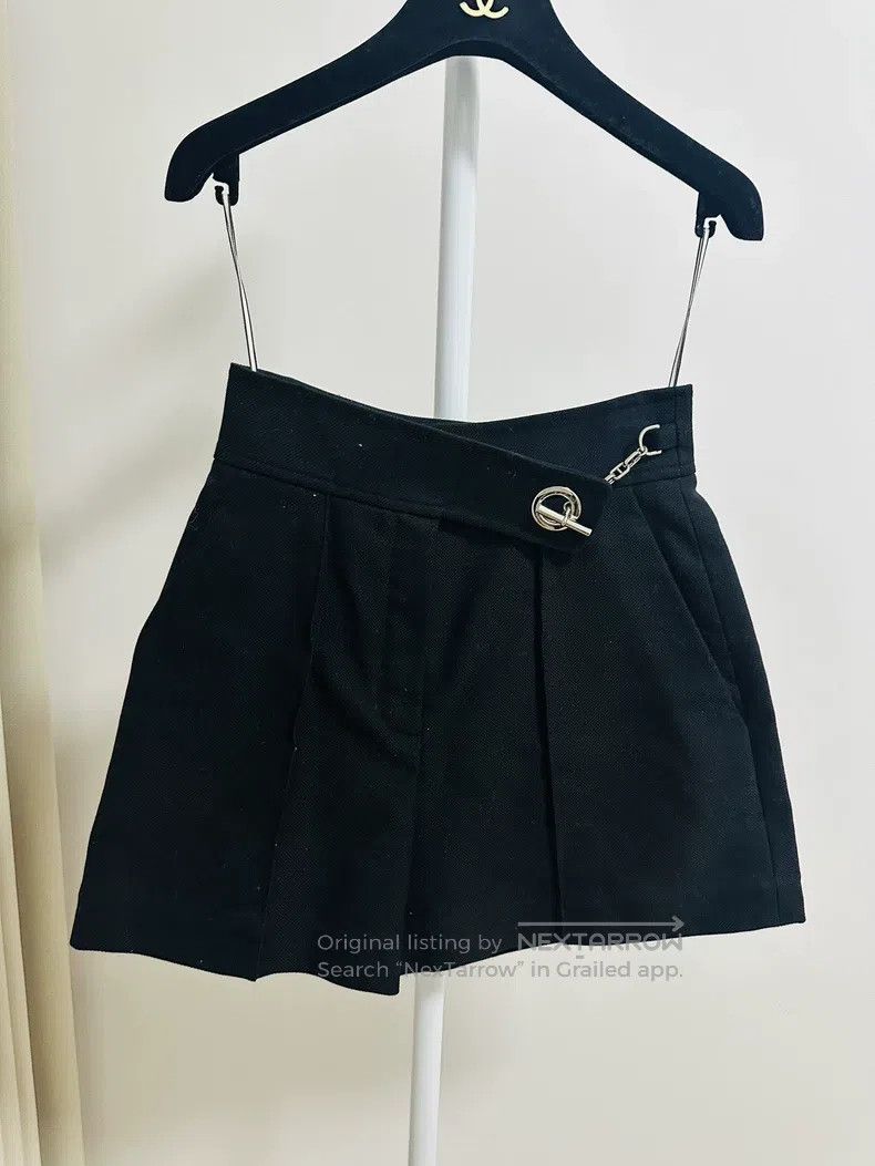 Hermes Hermes Black Pig Nose Chain Shorts Size 42" / US 20 - 2 Thumbnail
