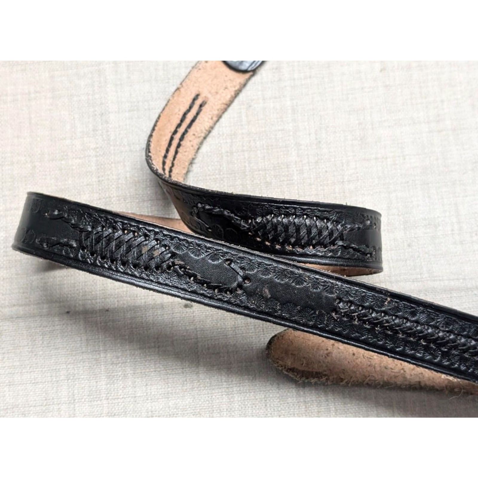 Vintage VINTAGE Handcrafted belt SCORPION leather 42 black Western belt Men Size 42 - 2 Thumbnail
