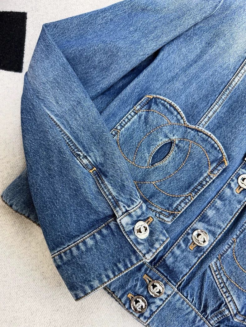 Chanel Chanel 24P Spring and Summer Preview Xin Zhilei's same lov Size M / US 6-8 / IT 42-44 - 4 Thumbnail