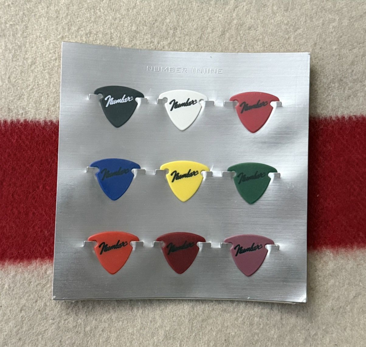Number (N)ine Number (N)ine Takahiro Miyashita F/W 2001 FenderGuitar Picks Size ONE SIZE - 1 Thumbnail