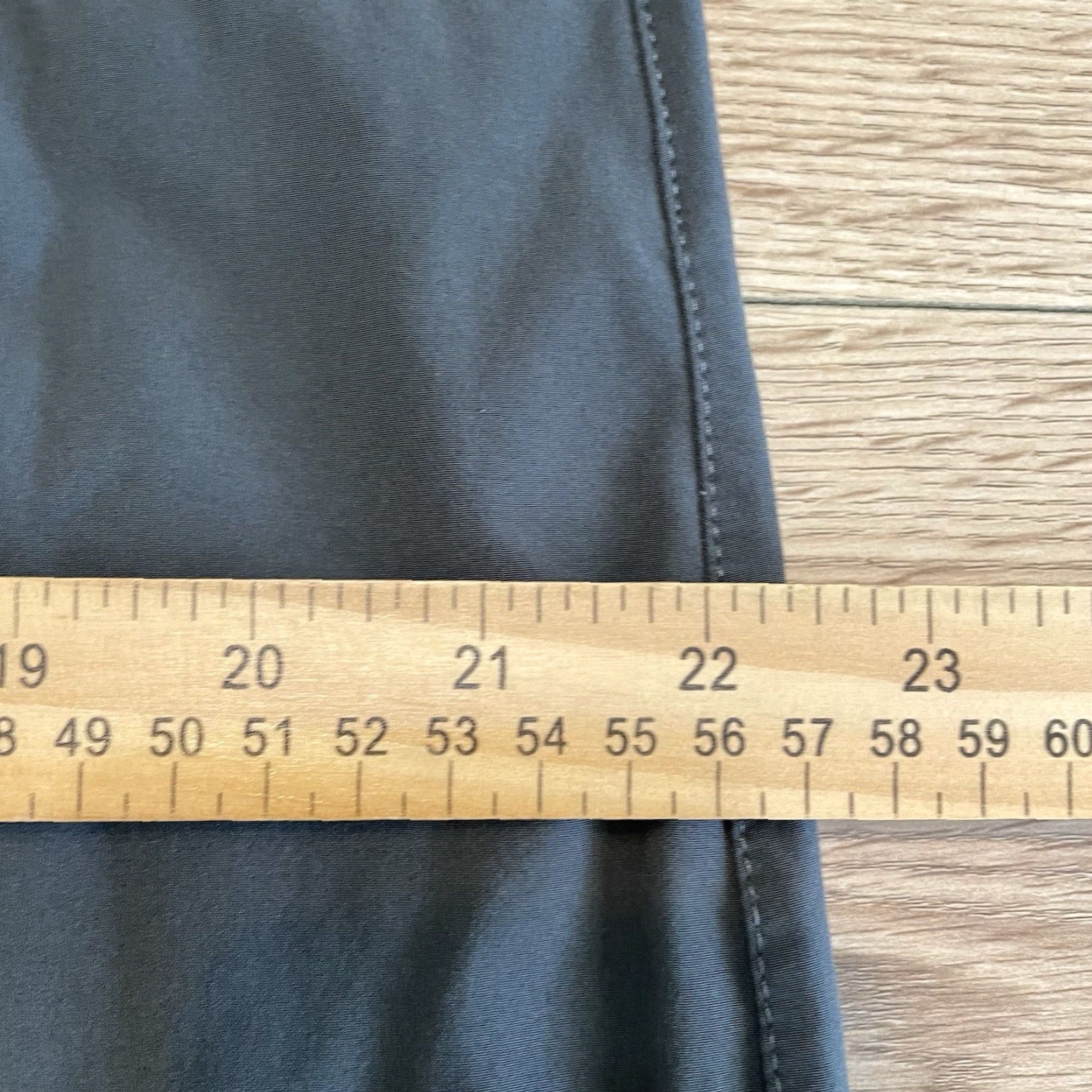 Eddie Bauer Eddie Bauer Adventurer 2.0 Skort Skirt Women Size 16 Gray Performance Size 38" / US 16 / IT 52 - 5 Thumbnail
