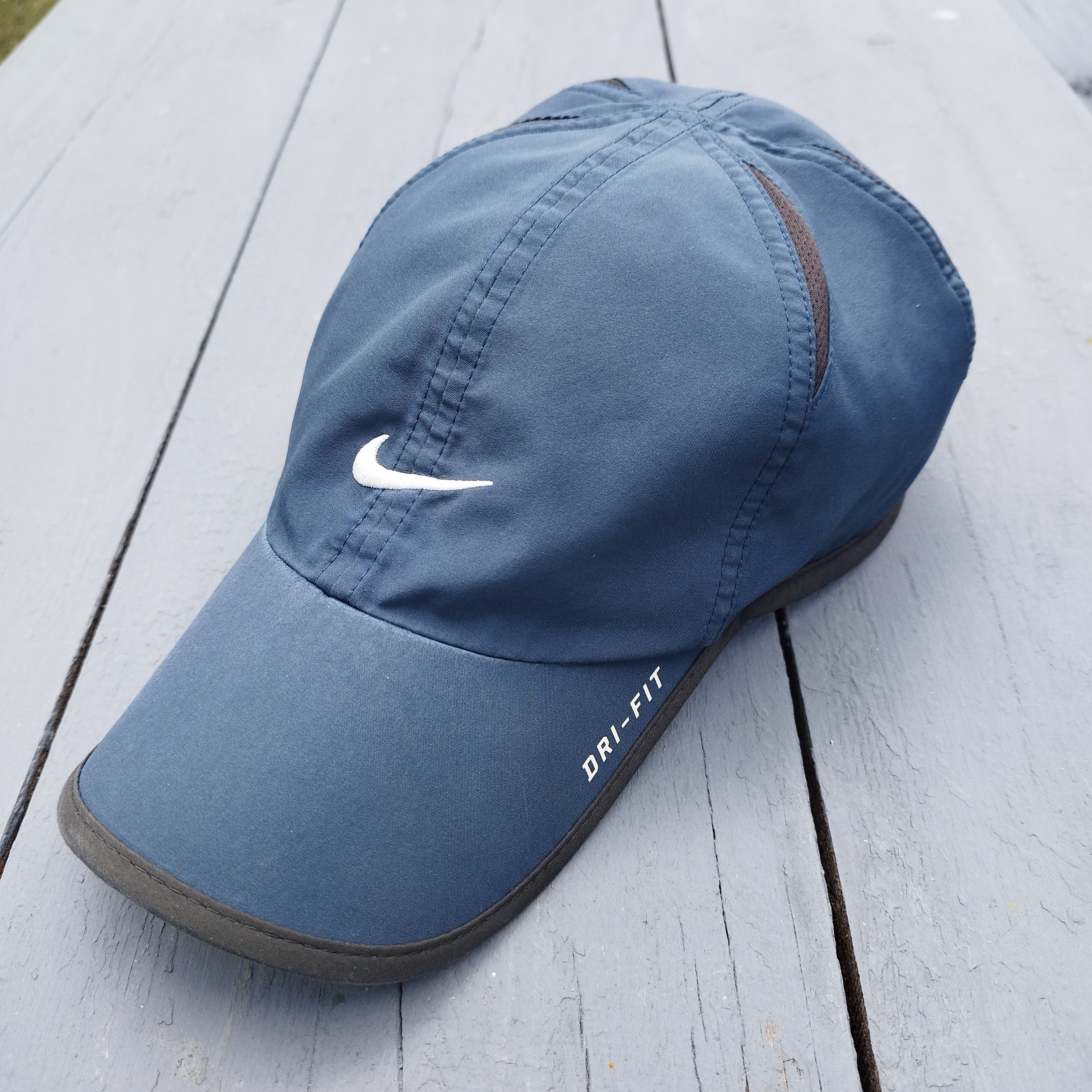 Nike Nike Featherlight Dri-Fit Lightweight Running Cap Size ONE SIZE - 1 Thumbnail