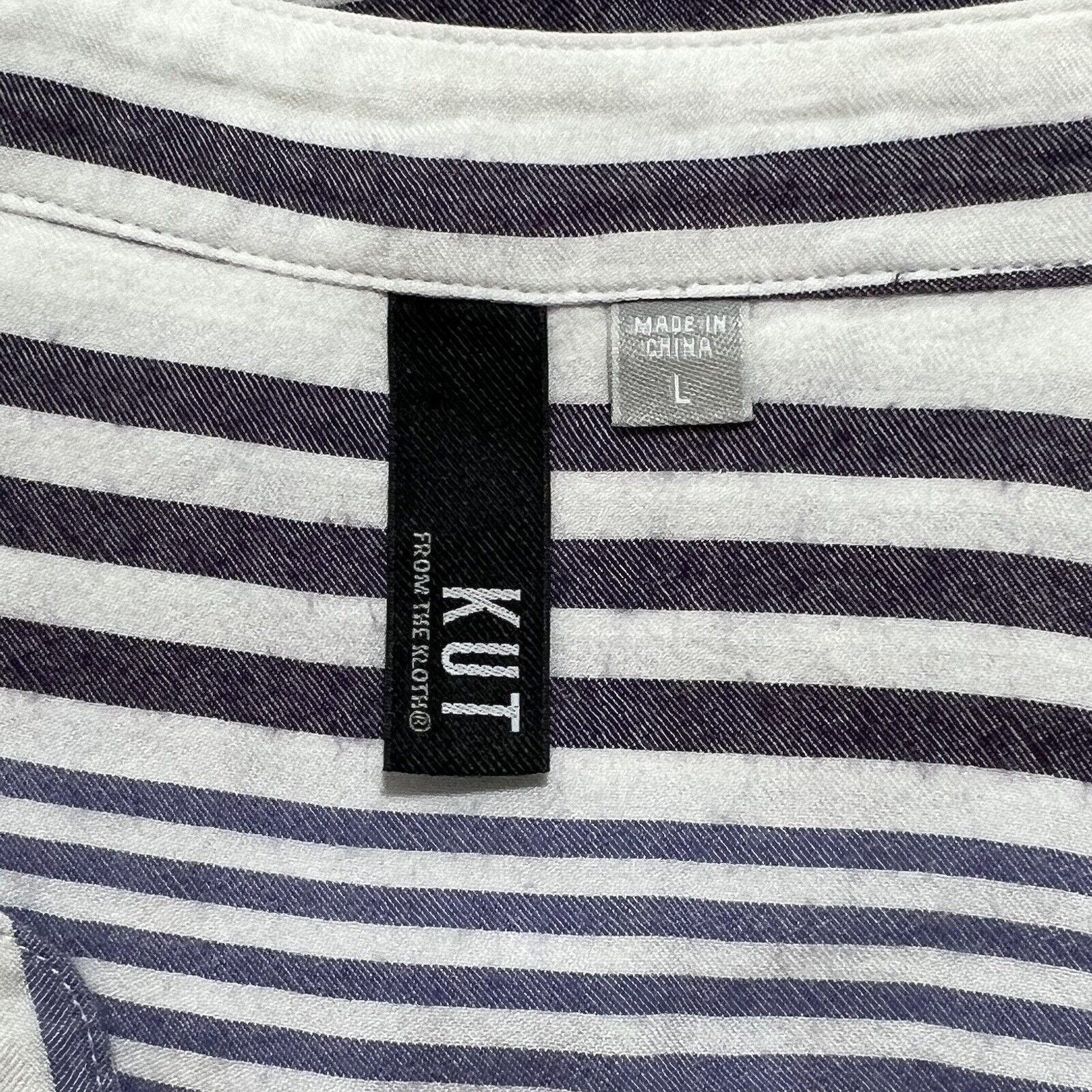 Nordstrom Kut From The Kloth Button Up Blue + White Striped Top Size L / US 10 / IT 46 - 3 Thumbnail