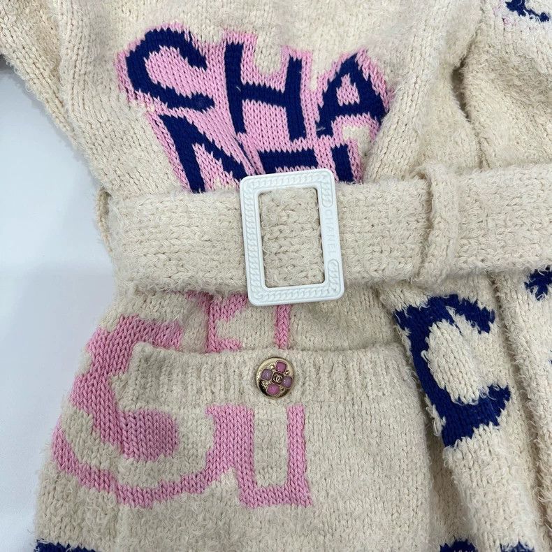 Chanel Chanel Graffiti Letter Logo jacquard knit cardigan coat Size XS / US 0-2 / IT 36-38 - 4 Thumbnail