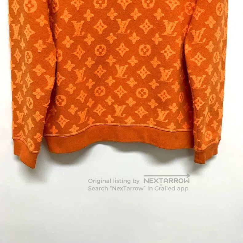 Louis Vuitton Louis Vuitton Orange Printed Sweatshirt in Size L. Size US L / EU 52-54 / 3 - 6 Thumbnail