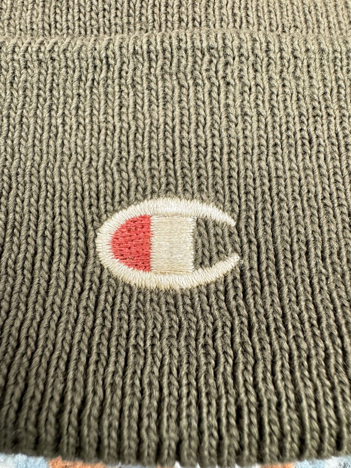 Champion × Vintage Vintage 90s Champion small logo beanie earth tones Kanye y2k Size ONE SIZE - 6 Thumbnail
