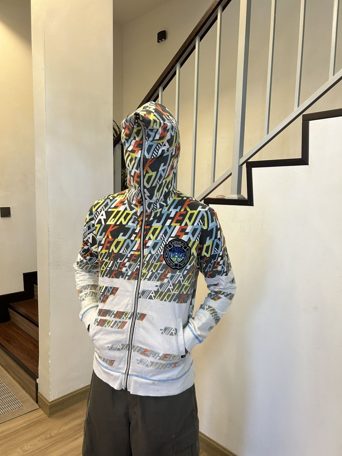 Beauty Beast VINTAGE Airwalk All-Over Print (AOP) Full-Zip Hoodie Size US L / EU 52-54 / 3 - 1 Thumbnail