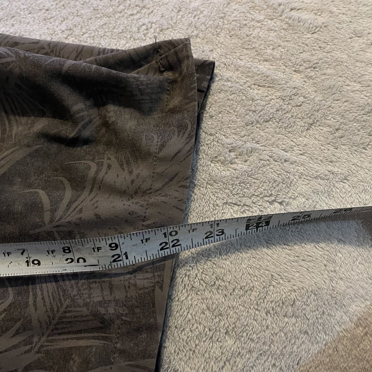 Ocean Current Ocean Current Men Hybrid Shorts Size 36 Gray Palm Leaf Print Size US 36 / EU 52 - 8 Thumbnail