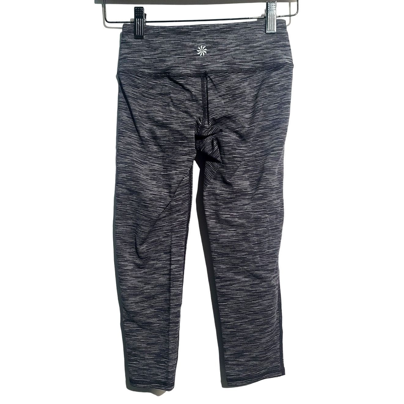 Athleta ATHLETA Energy Chaturanga Capri Leggings Size 24" / US 00 / IT 34 - 3 Thumbnail