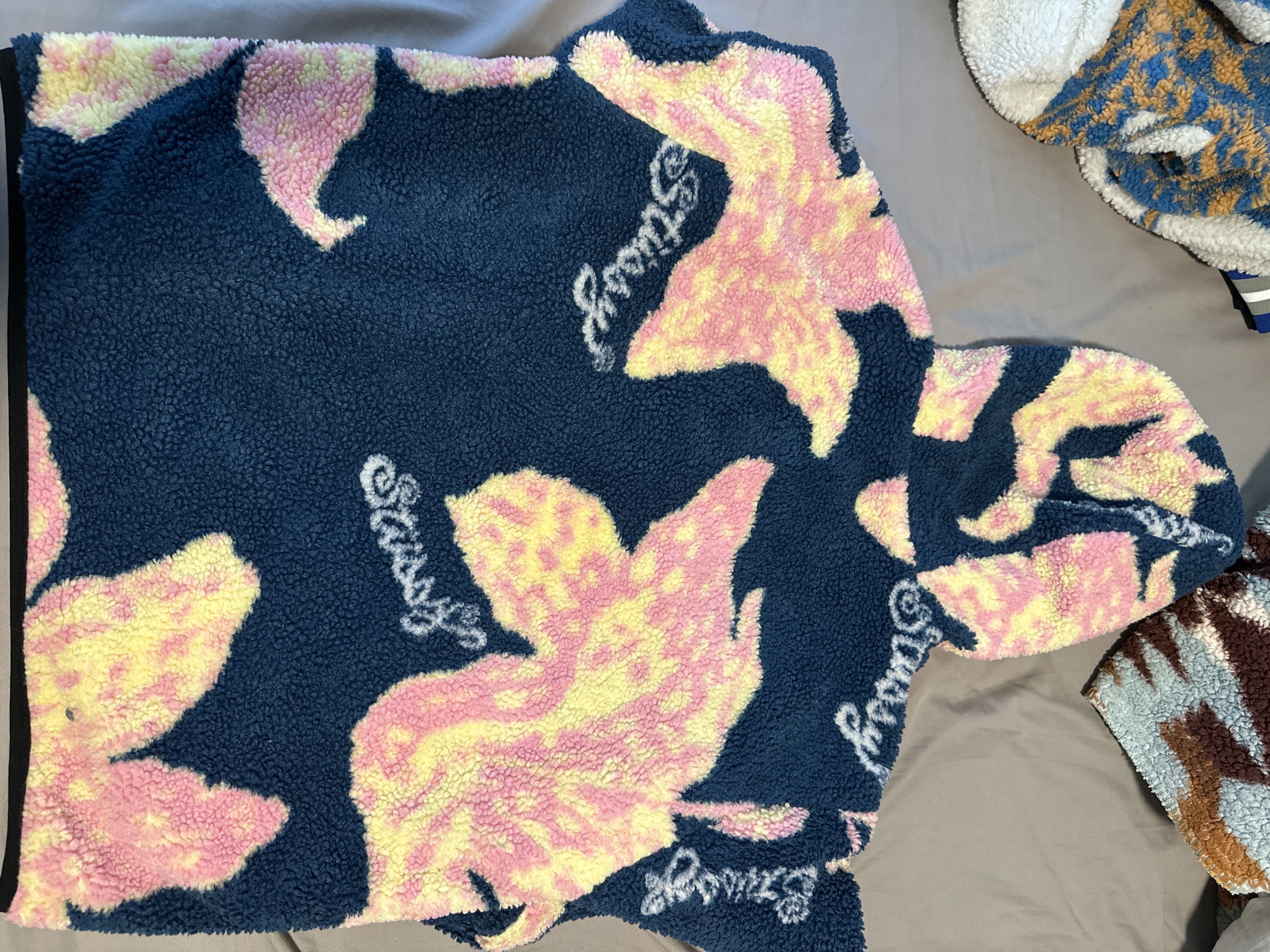 Stussy Stussy hooded floral Sherpa Size US L / EU 52-54 / 3 - 3 Thumbnail