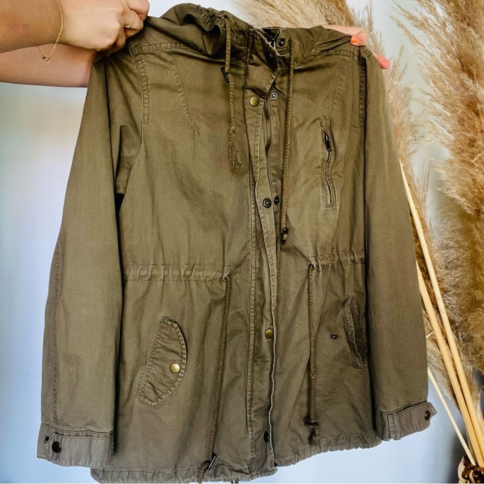 Urban Outfitters UO URBAN Olive Green Khaki Anorak Hooded Zip Tie Jacket Coat Size L / US 10 / IT 46 - 8 Thumbnail