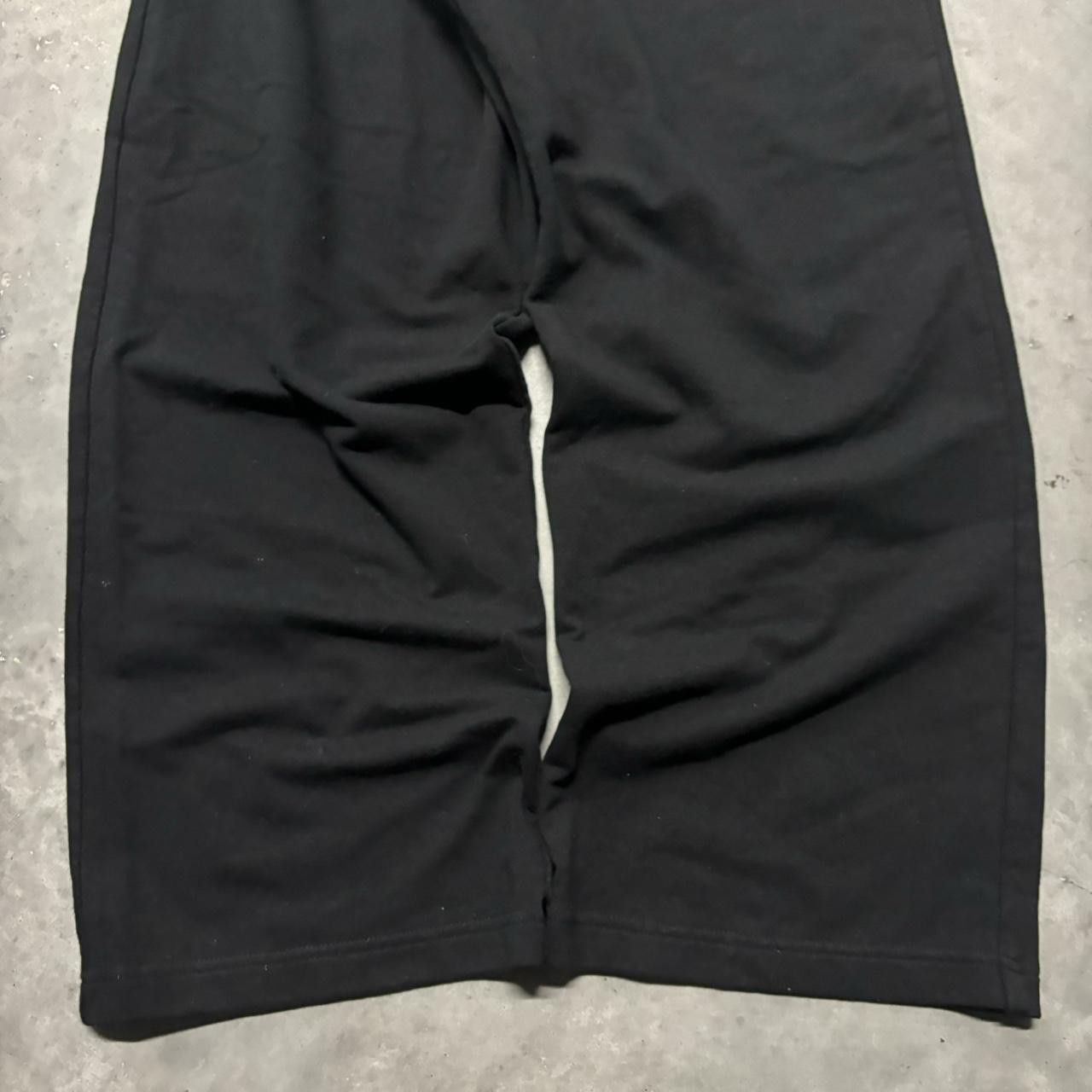 Japanese Brand × Vintage Crazy Vintage Y2K/2000s Baggy Black Skater Essential Sweatpants! Size US 34 / EU 50 - 5 Thumbnail