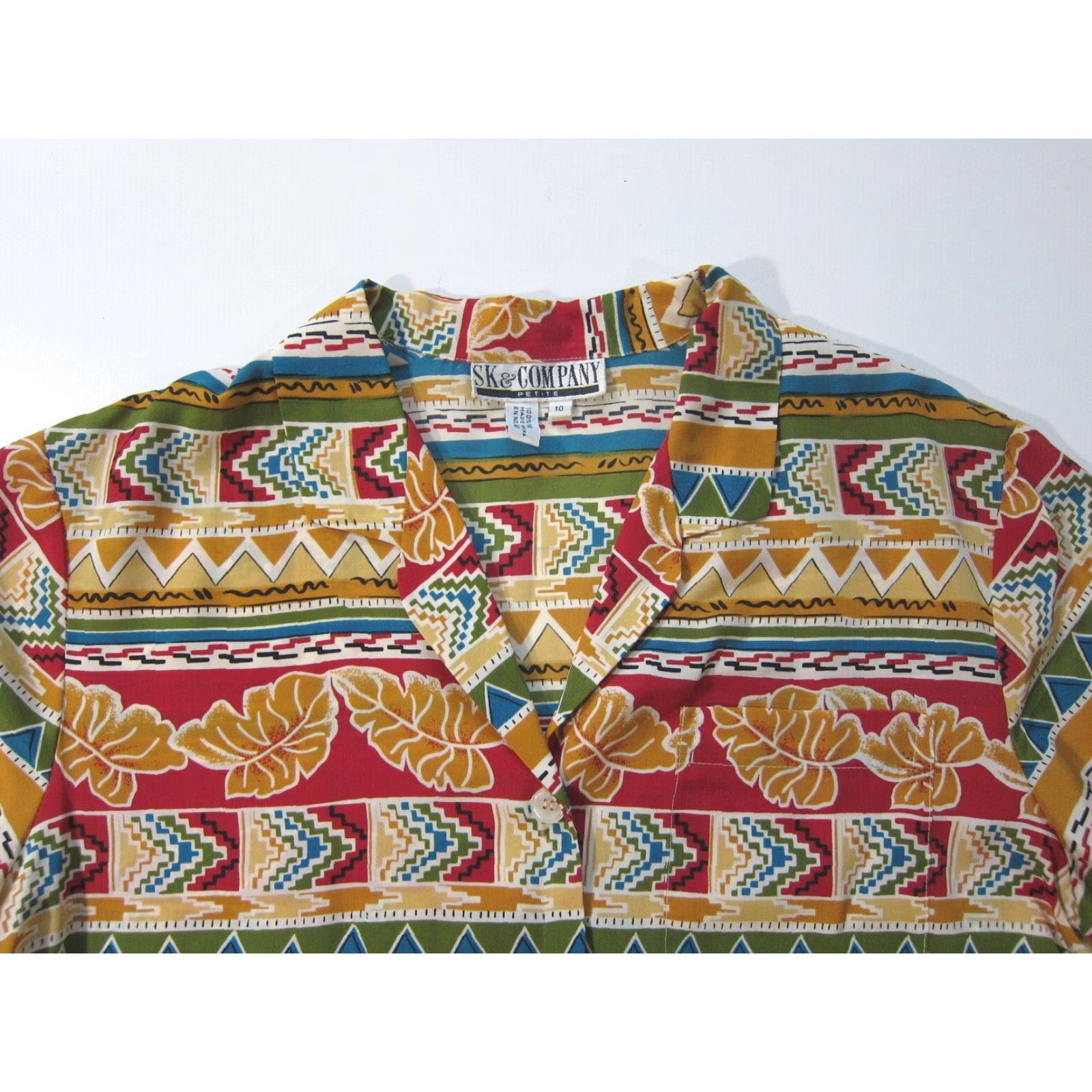 Vintage SK & Company 100% Silk Red Aztec Floral Short Sleeve Blouse Women 10P Size L / US 10 / IT 46 - 4 Thumbnail