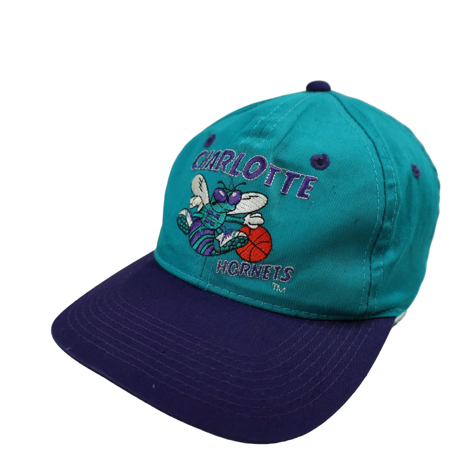NBA × Vintage Vintage Charlotte Hornets Snapback Hat Size ONE SIZE - 1 Thumbnail