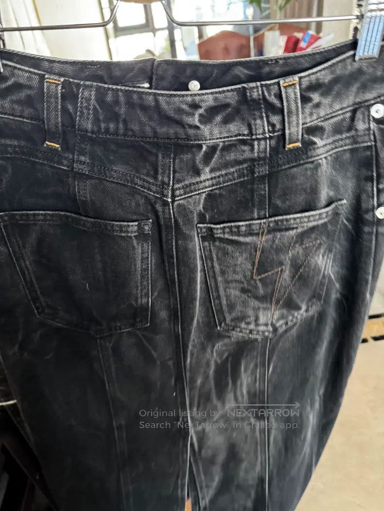 Givenchy Givenchy Size34 Black washed denim skirt Size US 29 - 2 Thumbnail