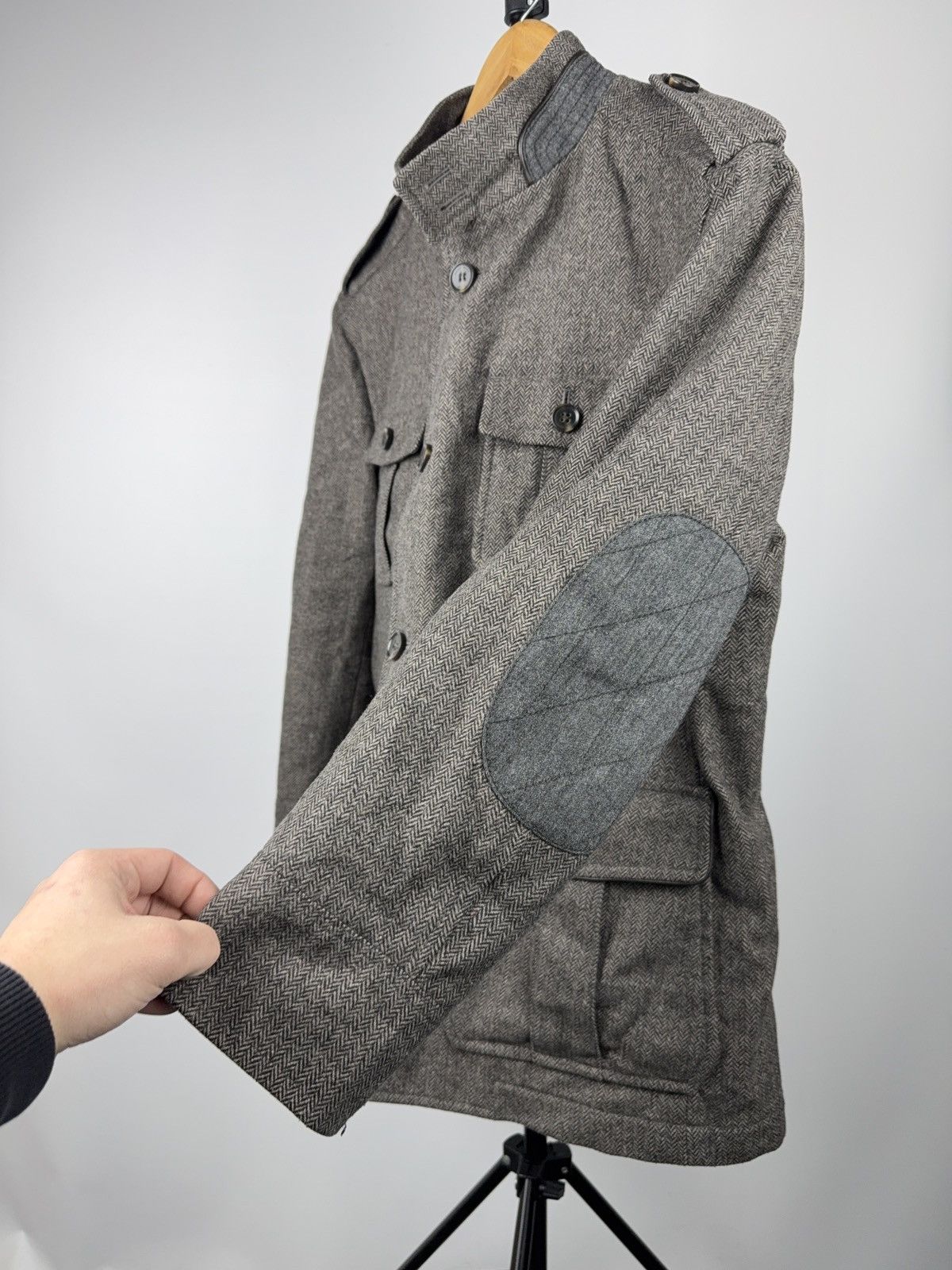 Hugo Boss Luxury 00s Hugo Boss Herringbone Field Jacket Grey Wool Size US L / EU 52-54 / 3 - 9 Thumbnail
