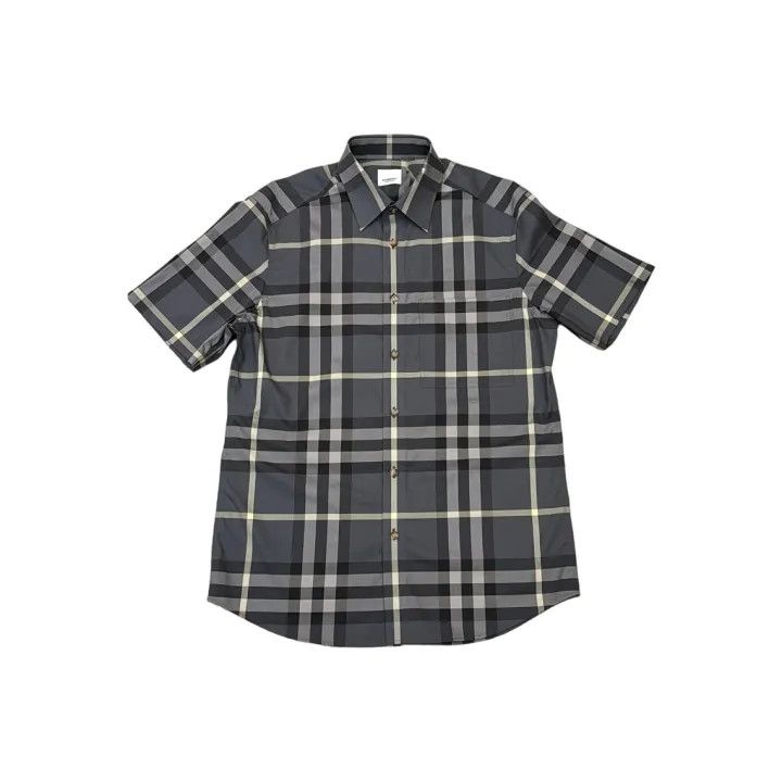 Burberry Burberry Plaid Short Sleeve Button-Up Shirt Size US S / EU 44-46 / 1 - 1 Thumbnail