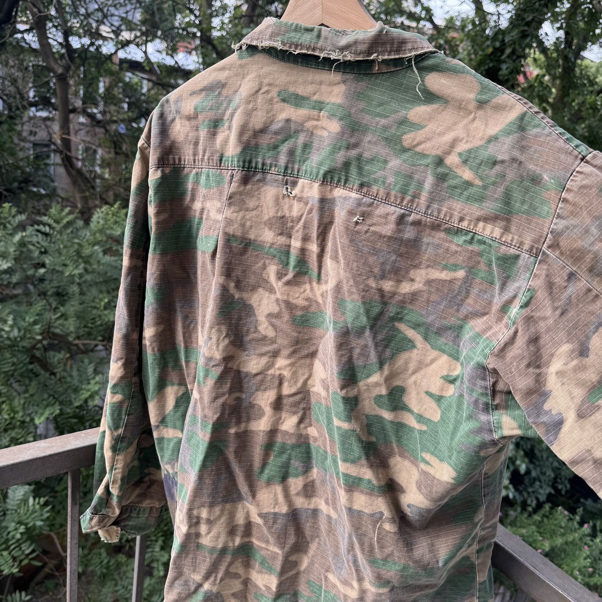 Vintage Thrashed Faded Distressed Camo Cargo Fatigue Shirt ERD Grung Size US L / EU 52-54 / 3 - 6 Thumbnail