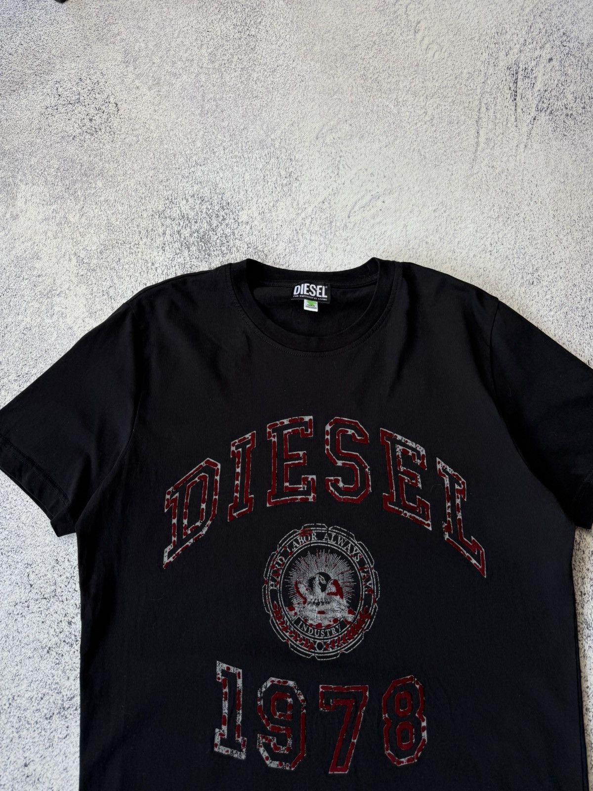 Diesel Diesel Avant Garde T Shirt Big Logo Size US L / EU 52-54 / 3 - 5 Thumbnail
