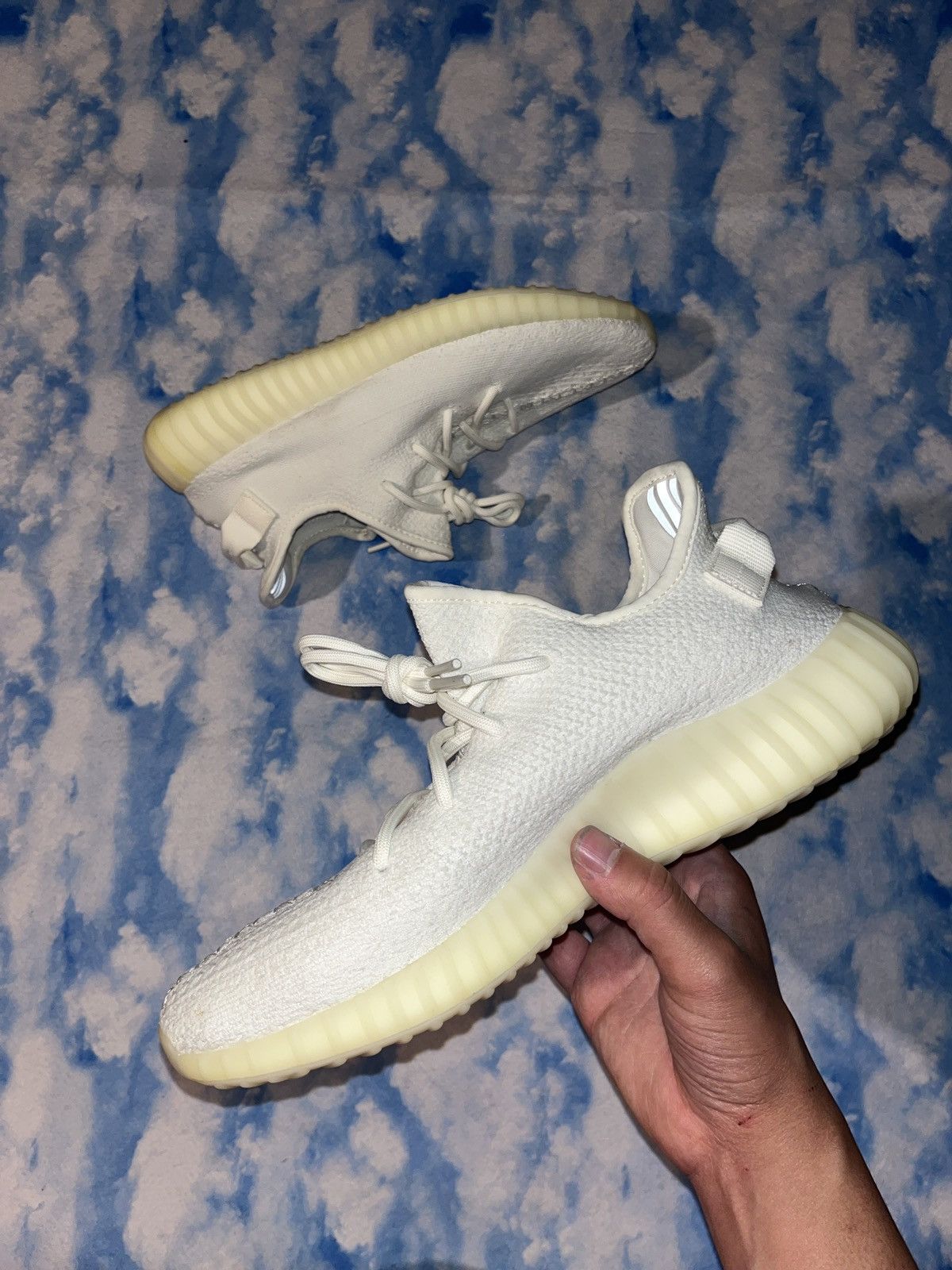 Adidas × Kanye West Yeezy Boost 350 V2 Triple White Size US 11 / EU 44 - 2 Thumbnail