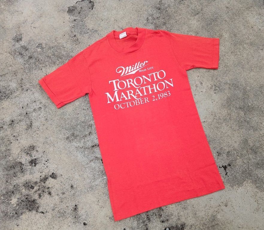 Vintage VTG Toronto Marathon 1983 🏃 Tshirt 50/50 Size US XS / EU 42 / 0 - 1 Thumbnail