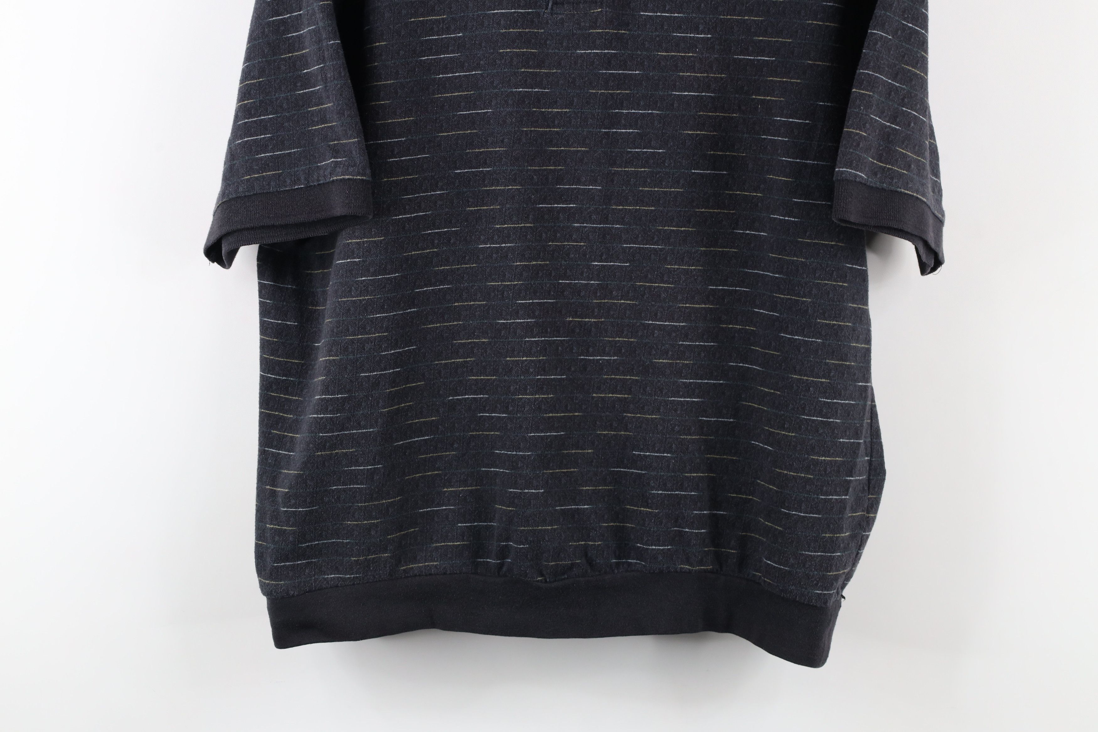 Vintage Vintage 90s Streetwear Rainbow Geometric Pullover Polo Shirt Size US M / EU 48-50 / 2 - 3 Thumbnail