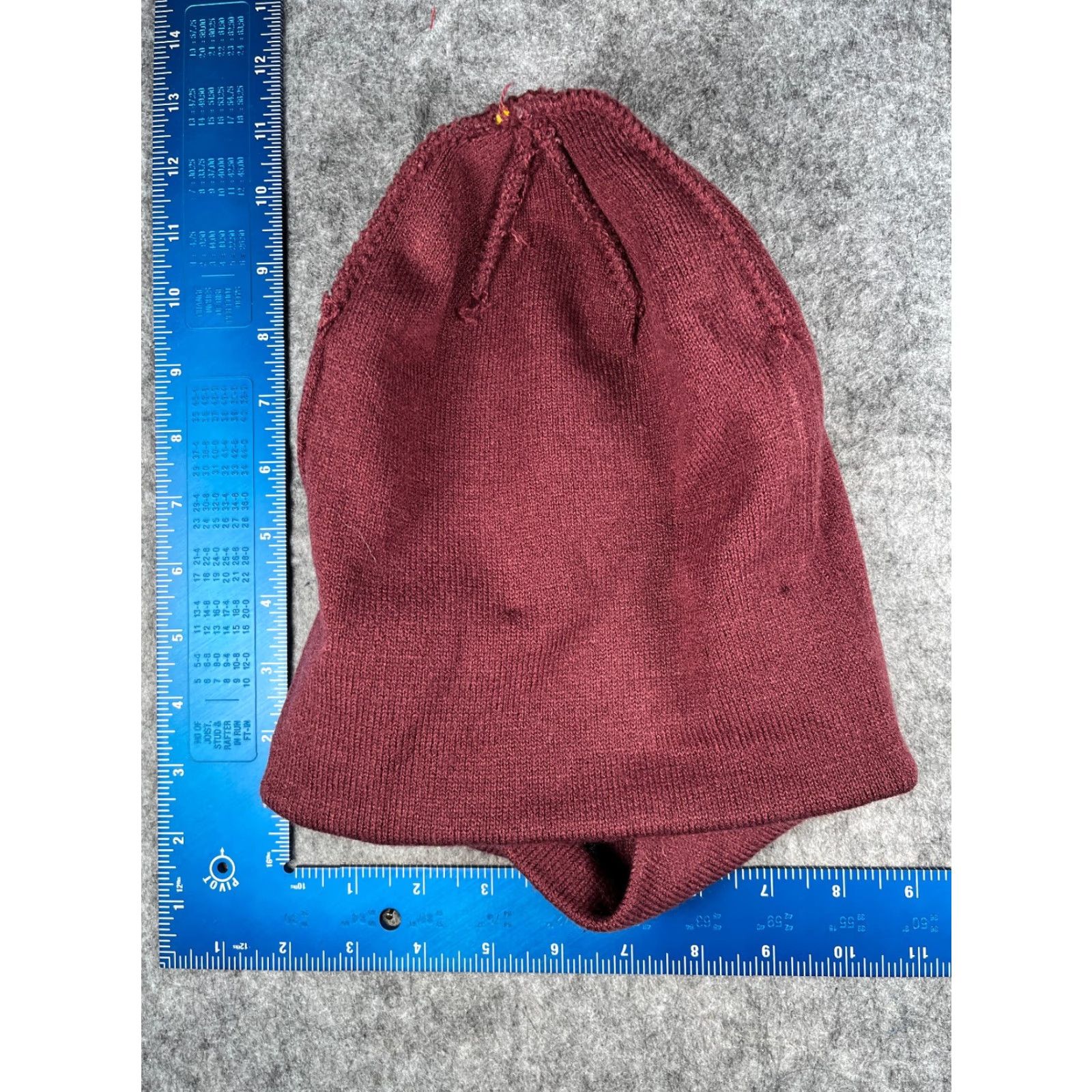 H&M H&M Unicorn Fan Club Divided Beanie Toque Women Red Knit Acrylic Blend Stretch Size ONE SIZE - 5 Thumbnail