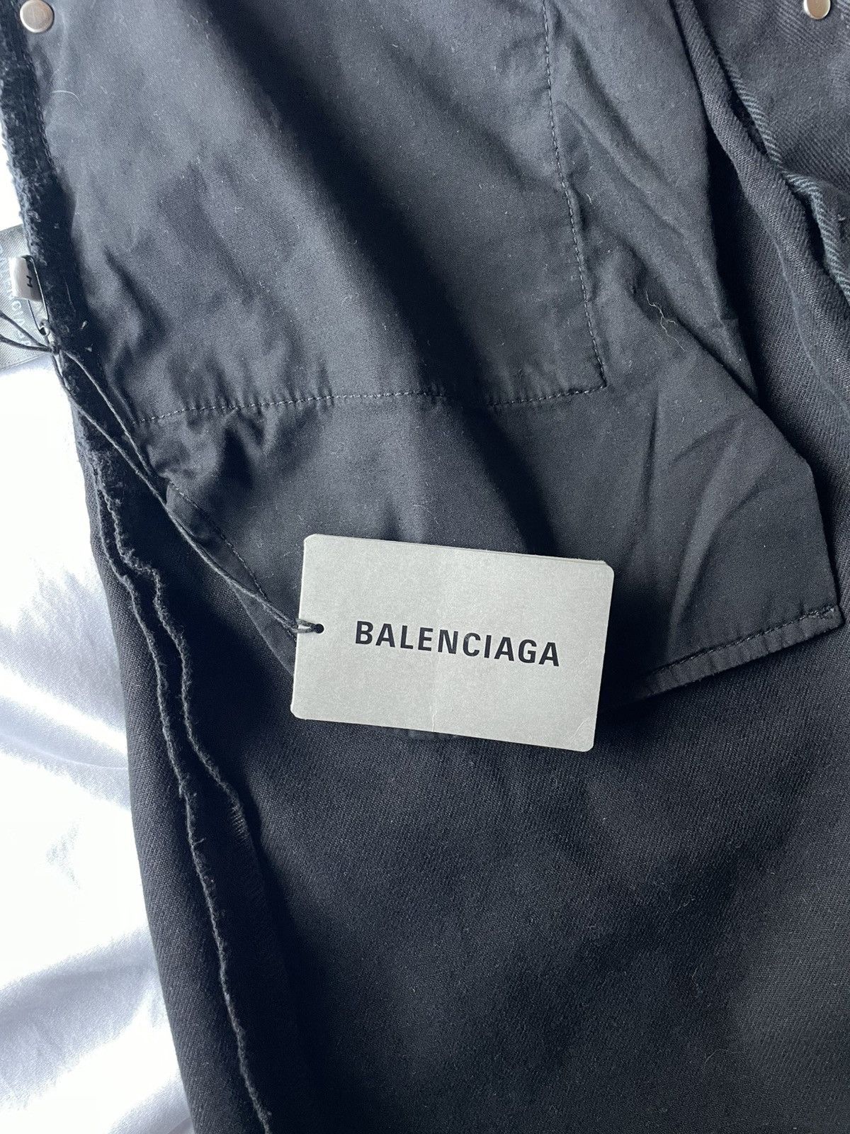 Balenciaga Balenciaga Size Tag Baggy Jeans Size US 34 / EU 50 - 6 Thumbnail