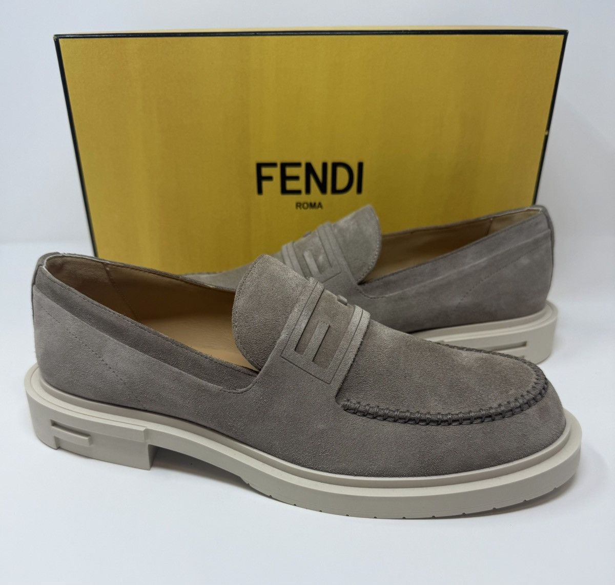 Fendi Fendi Frame Suede Loafer Size US 11 / EU 44 - 1 Thumbnail