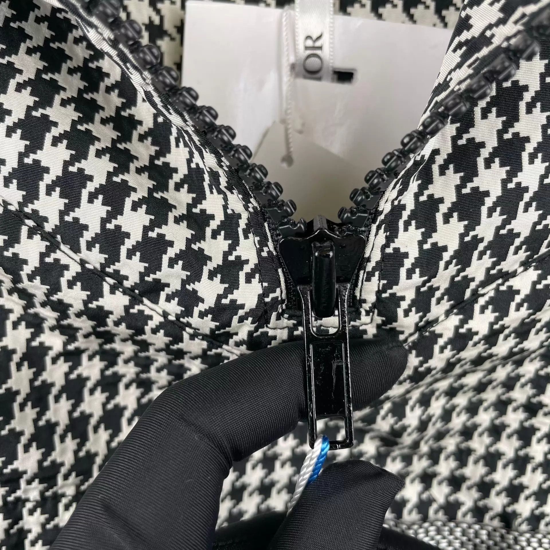 Dior Dior XS Black & White Color Blocked Shell Jacket Size XS / US 0-2 / IT 36-38 - 9 Thumbnail