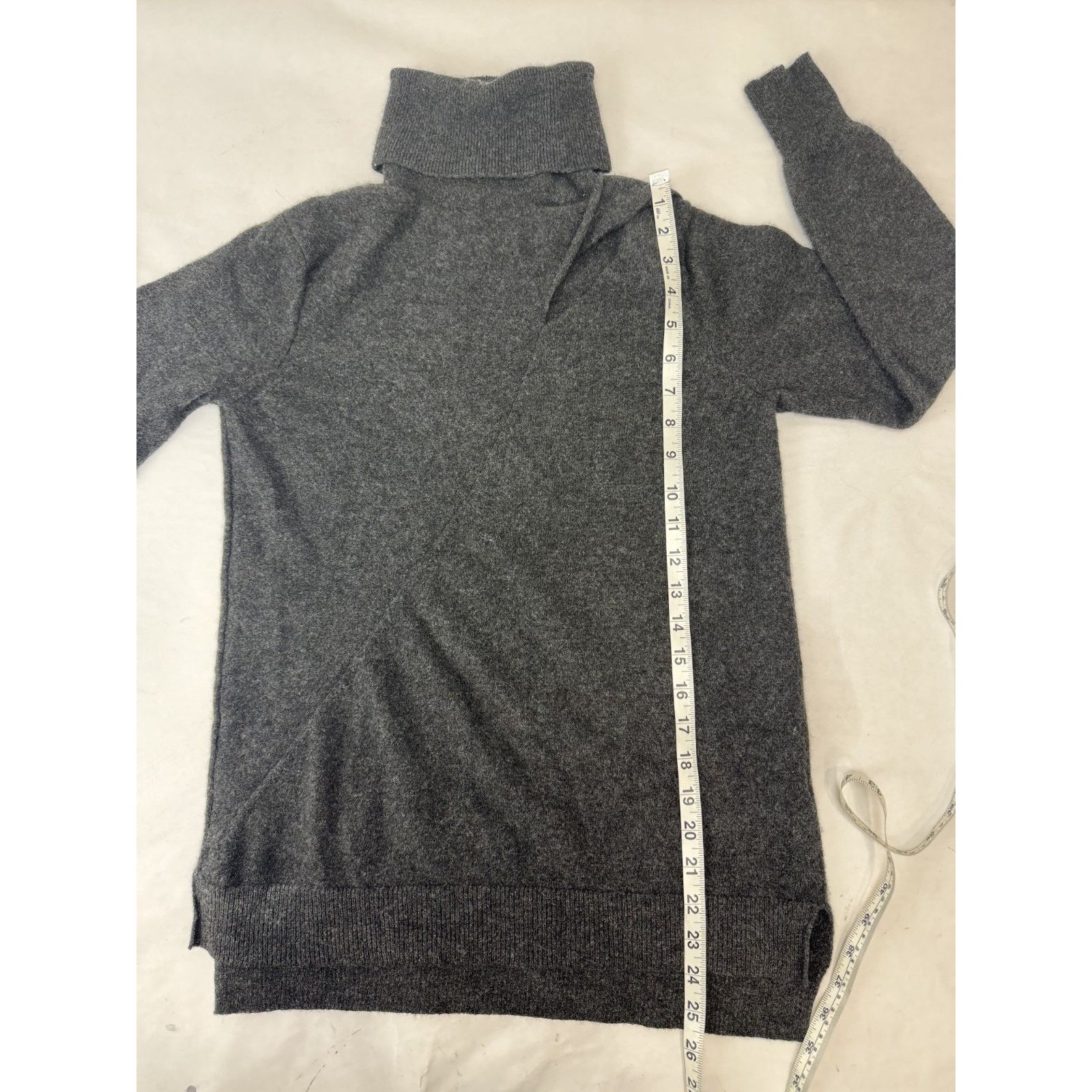 Other Lusso Cashmere Sweater Medium Gray Turtleneck Cut Out Twist Size M / US 6-8 / IT 42-44 - 4 Thumbnail