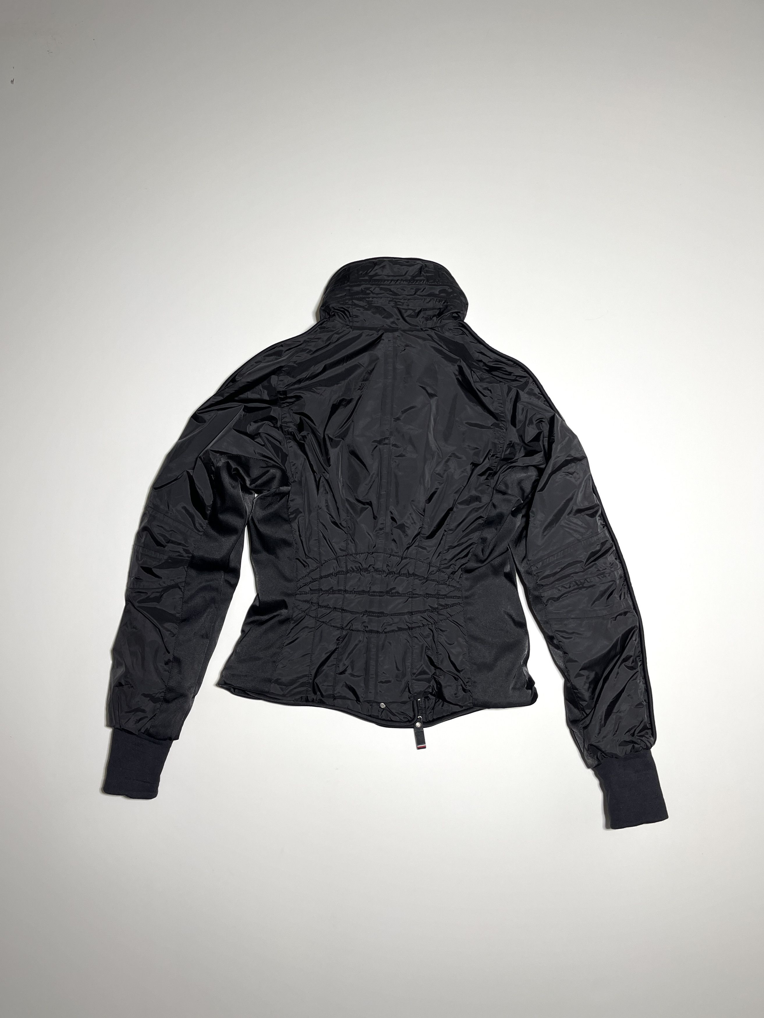 Moncler Vintage Y2K Moncler Women's Black Hooded Ski Jacket Size S Size S / US 4 / IT 40 - 2 Thumbnail