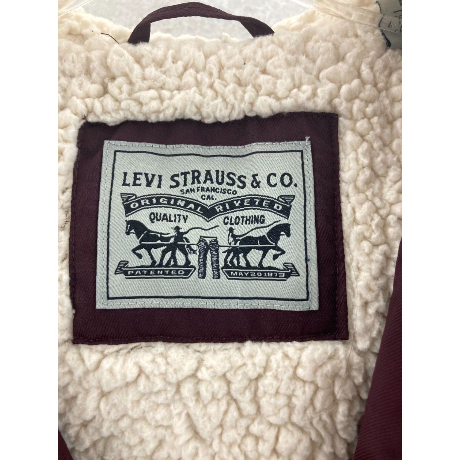 Levi's Levi Strauss & Co Coat Womens Medium Hooded Sherpa Lined Faux Fur Trim Cargo Size M / US 6-8 / IT 42-44 - 2 Thumbnail