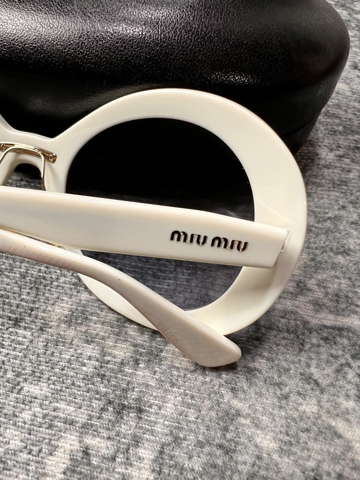 Miu Miu Miu Miu Two Tone Lens Sunglasses Size ONE SIZE - 7 Thumbnail