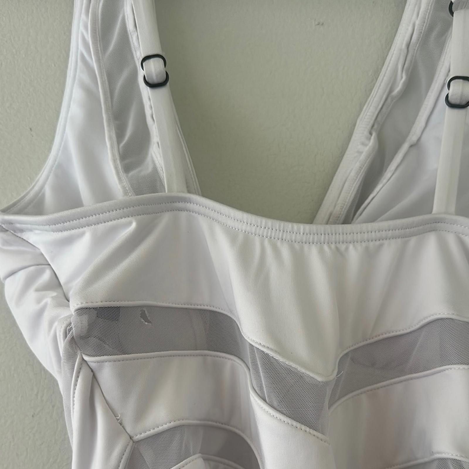 Kenneth Cole Kenneth Cole White One Piece Swimsuit Size ONE SIZE - 4 Thumbnail