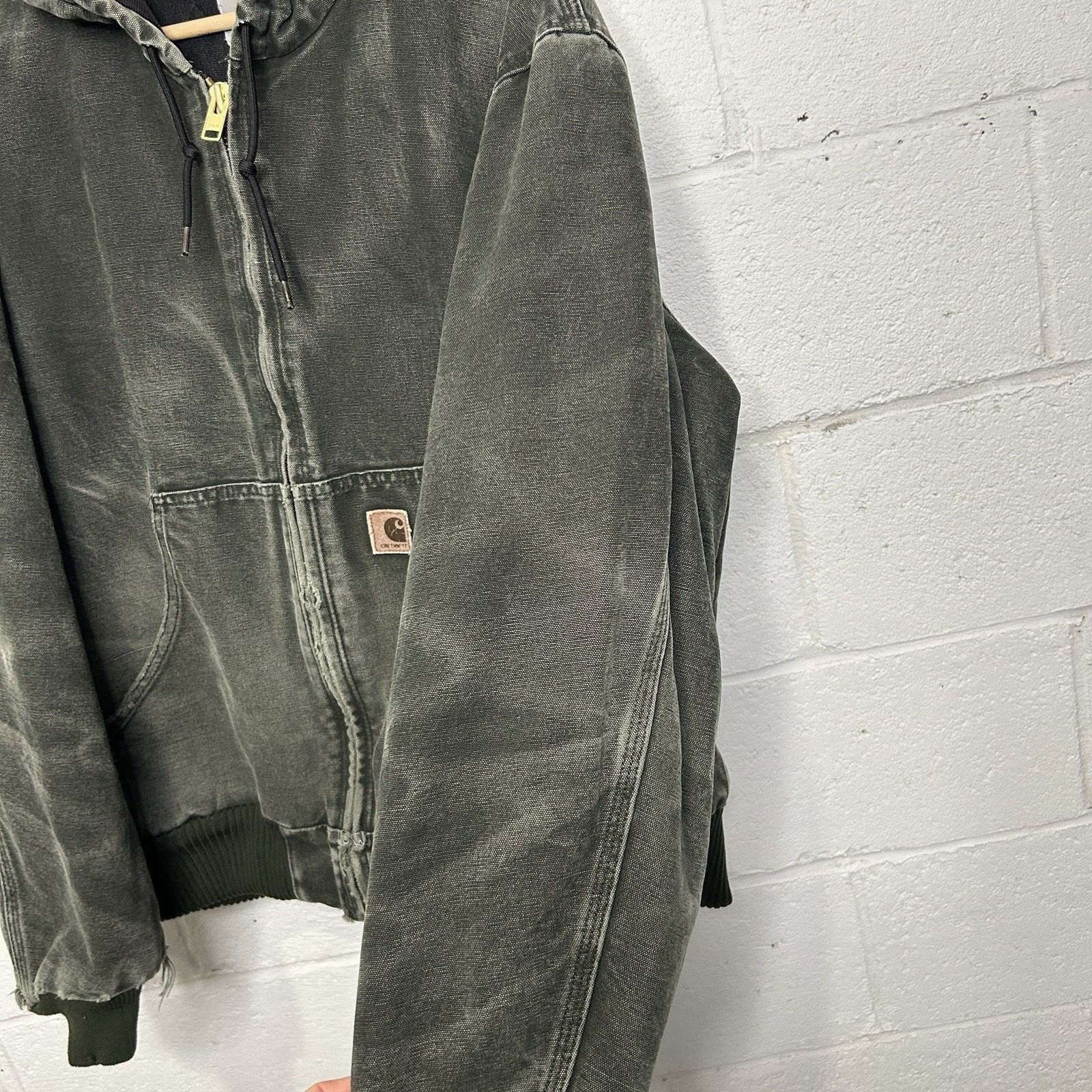 Carhartt Vintage Carhartt Quilted Hooded Active Jacket “Moss Green” Size US L / EU 52-54 / 3 - 8 Thumbnail