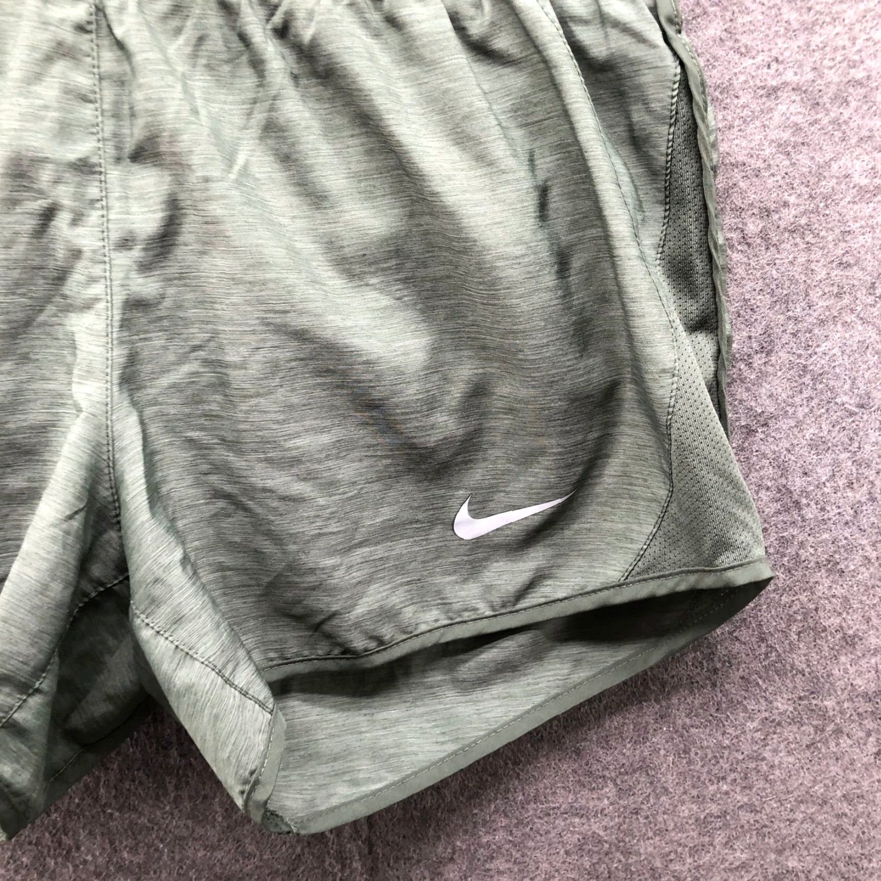 Nike VINTAGE Nike Dri-FIT Running Shorts Womens S Green Heathered Lined Drawstring 3.5" Inches Lightweight Moisture Wicking Athletic Shorts Mens? Size 28" / US 6 / IT 42 - 5 Thumbnail
