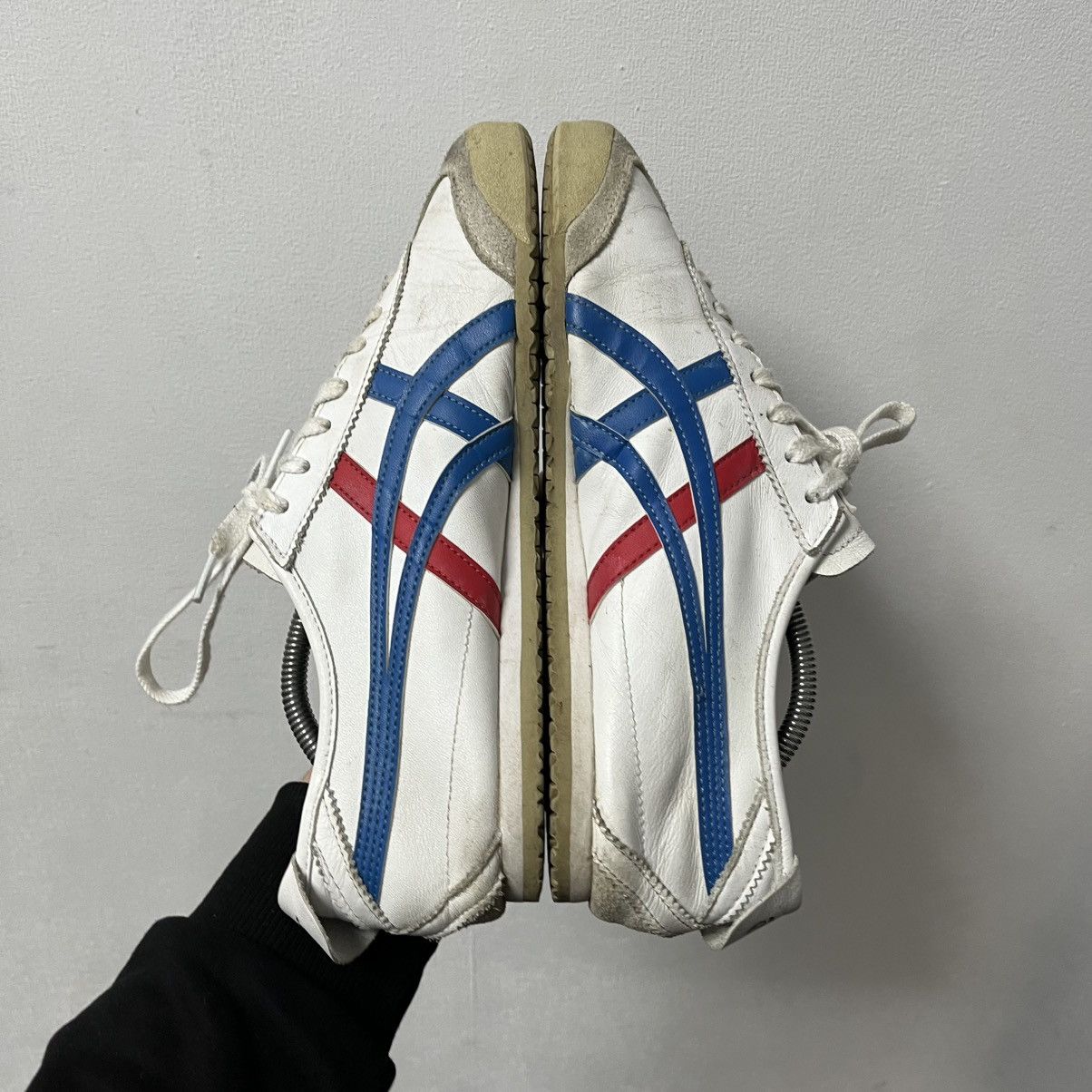 Asics Vintage Asics Onitsuka Tiger Mexico 66 Distressed Shoes Size US 8.5 / EU 41-42 - 9 Thumbnail