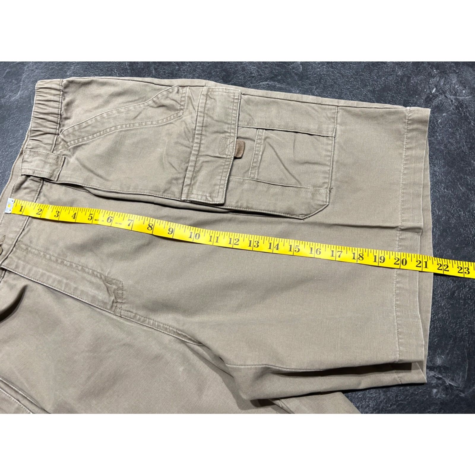 Vintage COLUMBIA Vintage Cargo Hiking Shorts 2XL Beige Mens Size US 39 - 6 Thumbnail