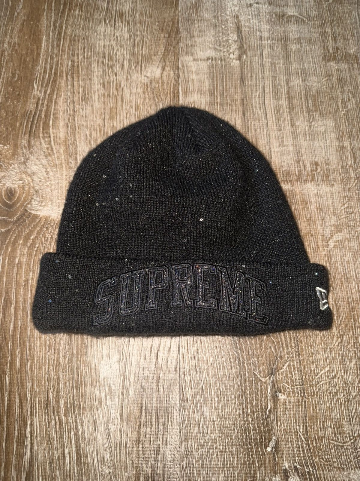 New Era × Supreme Supreme x New Era Metallic Arc Beanie Black 