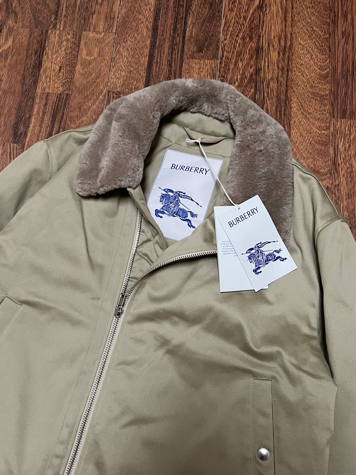 Burberry RRP 1.100$ Burberry Shearling Collar Bomber Jacket Size XL Size US XL / EU 56 / 4 - 7 Thumbnail