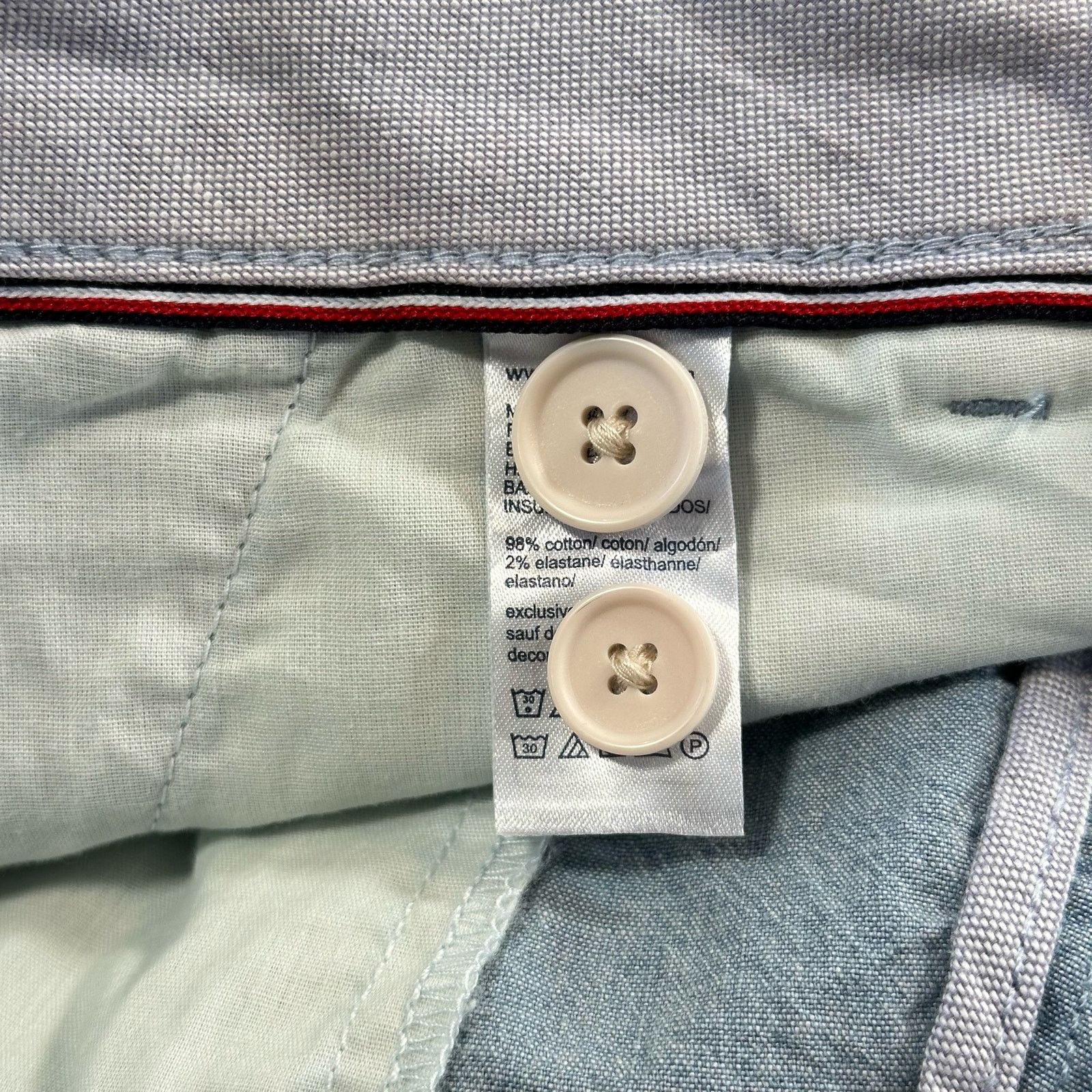 Tommy Hilfiger Tommy Hilfiger Th Flex Stretch 9" Shorts Light Wash Chambray Size US 40 / EU 56 - 7 Thumbnail