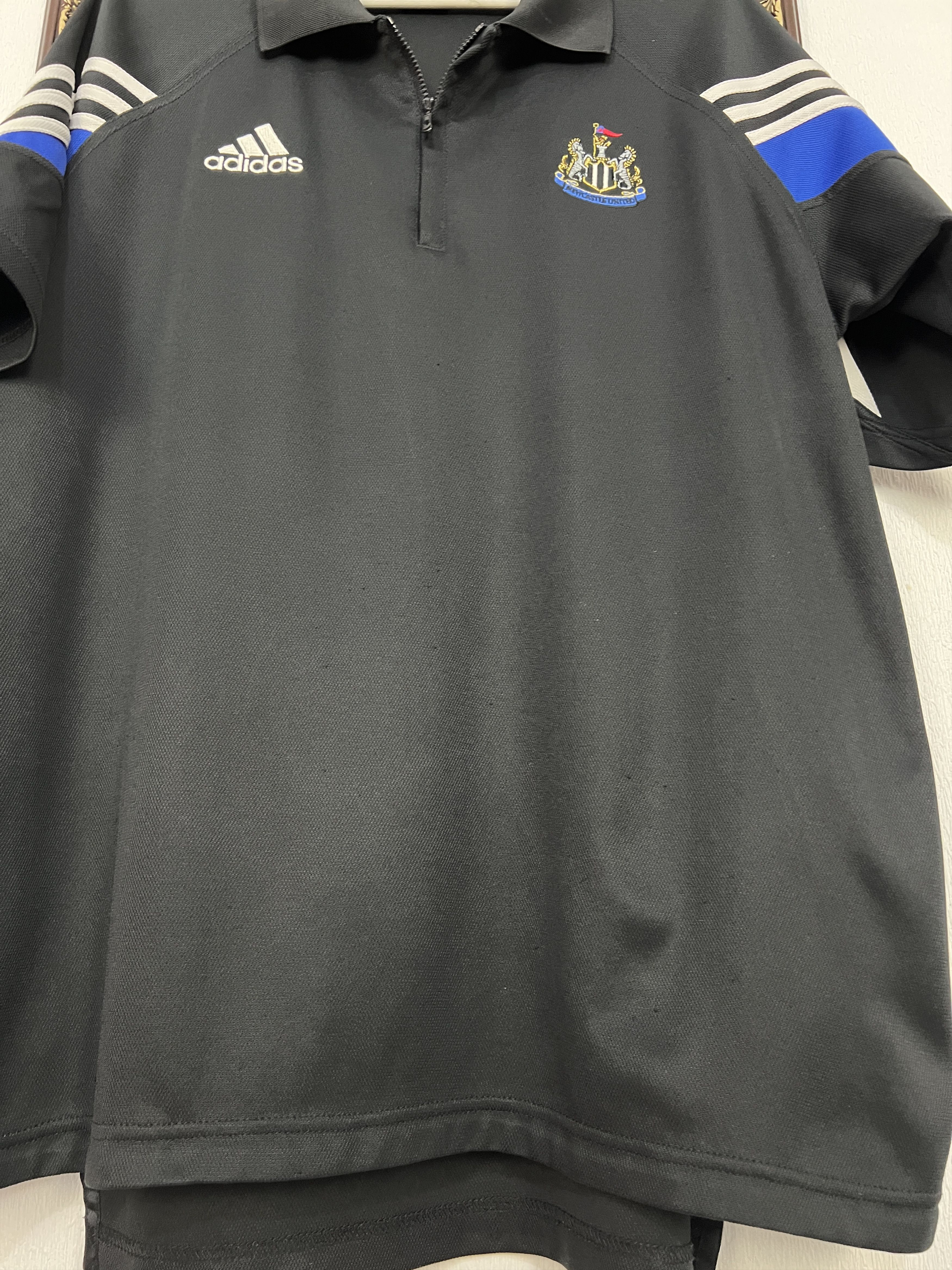 Adidas Vintage Adidas Newcastle United Football Train Polo Shirt Size US L / EU 52-54 / 3 - 7 Thumbnail
