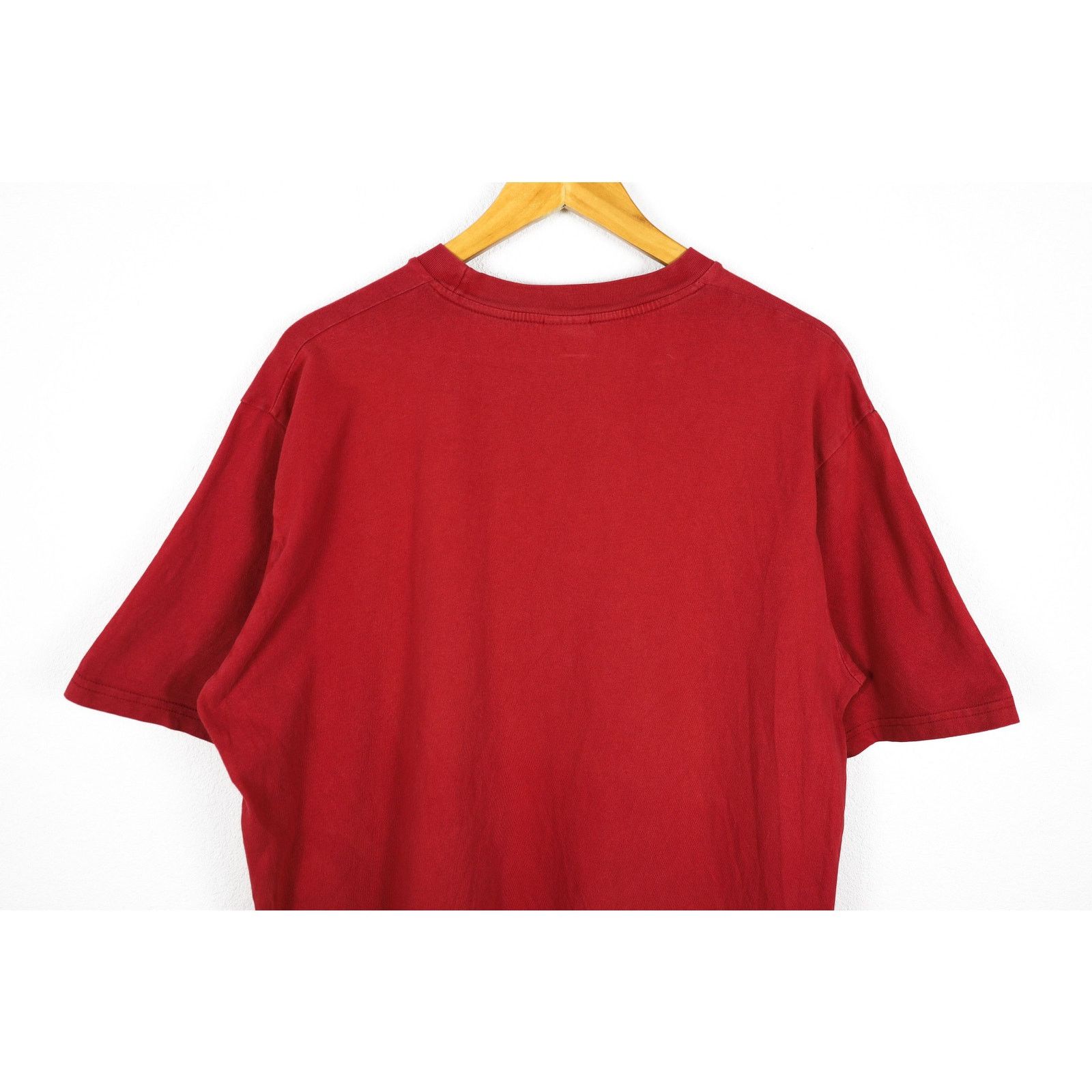 Nike Vintage Nike Swoosh Logo Red Tee T-shirt 90s Y2K Size US XL / EU 56 / 4 - 6 Thumbnail