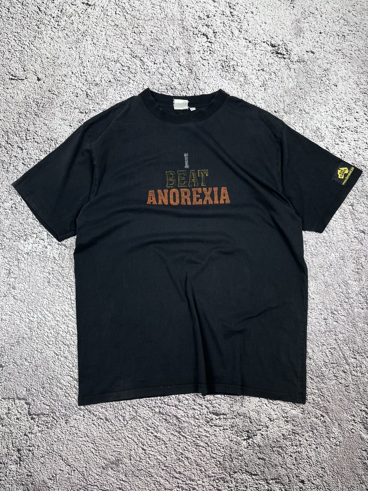 Vintage Vintage I Beat Anorexia Adult Humor Tee 90s faded big logo Size US XXL / EU 58 / 5 - 1 Thumbnail
