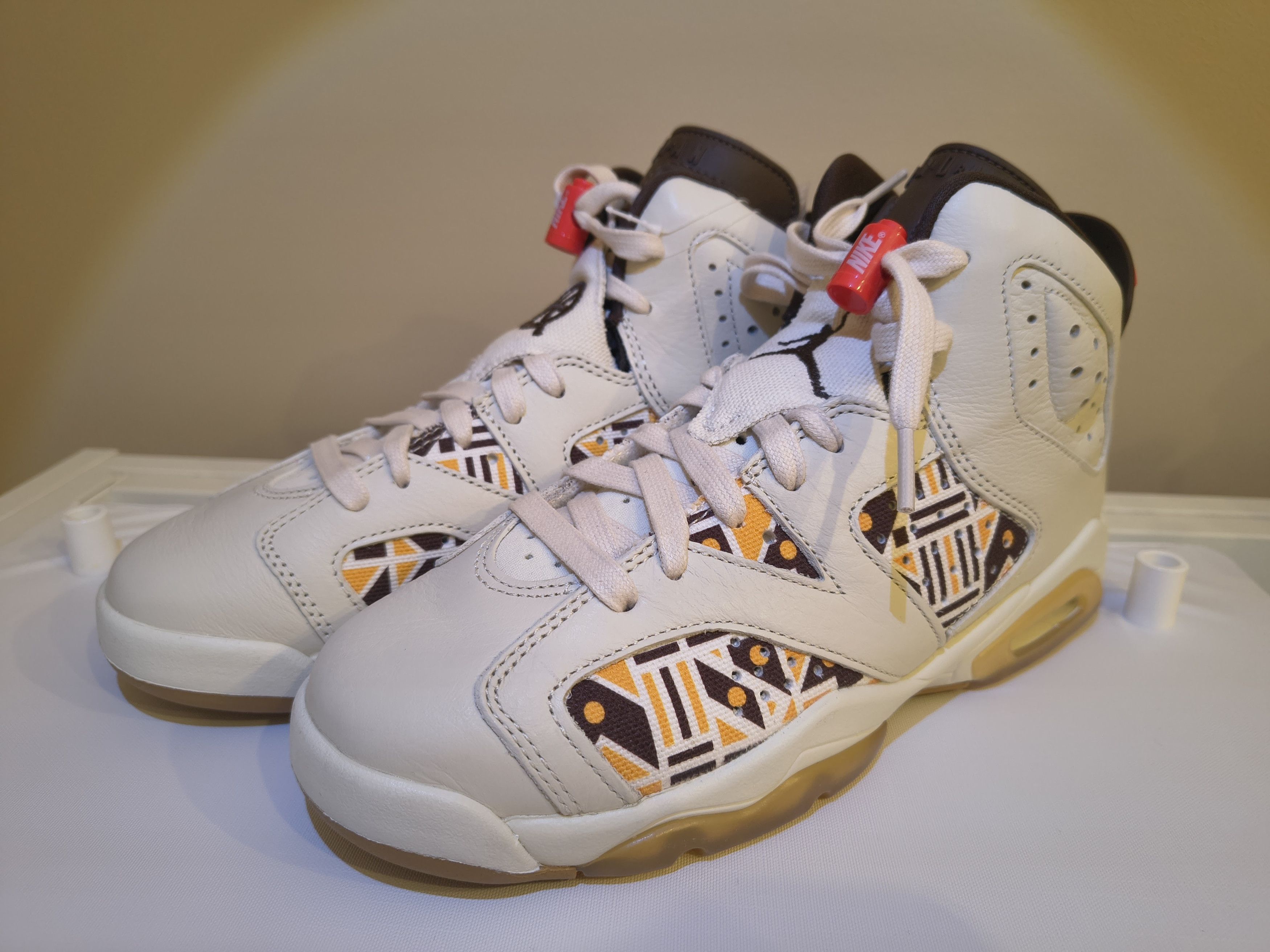 Nike Air Jordan 6 Retro GS "Quai 54" - Sail/Gum BRAND NEW No Box Size US 6 / EU 39 - 1 Thumbnail